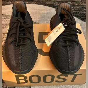 Yeezy 350 Boost V2